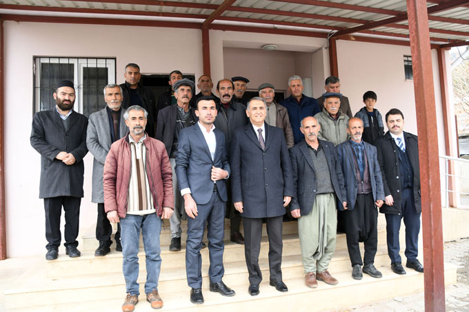 Vali Mahmut Çuhadar, Köyleri Karış Karış Geziyor  